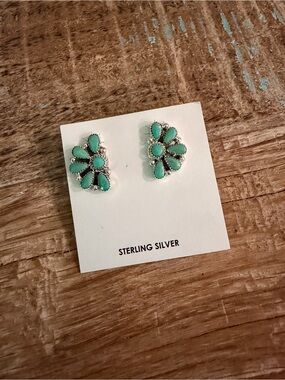 Native Made Signed 925 Sterling Silver Kingman Turquoise Cluster Stud Earrings
